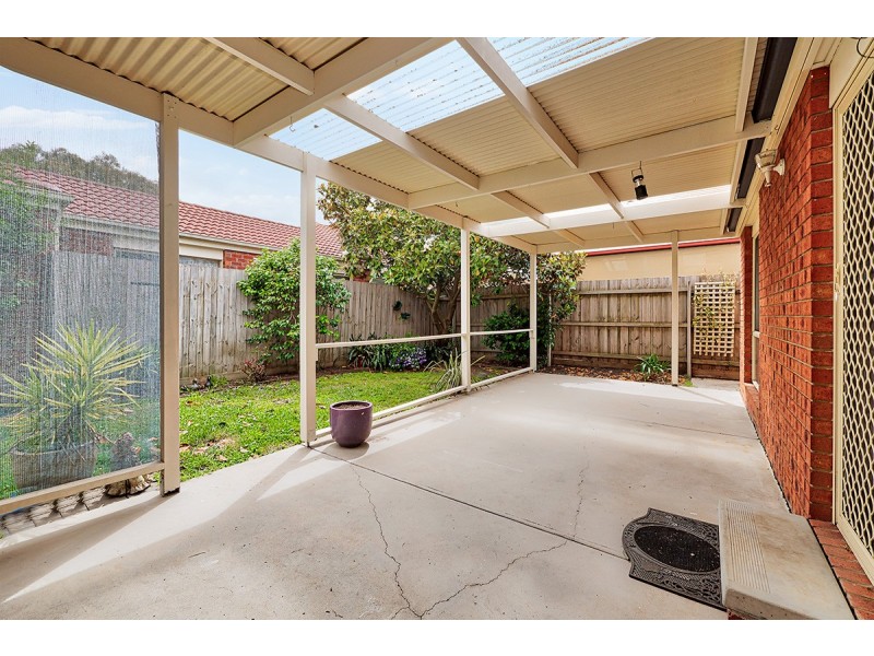 16 Breamlea Way, Cranbourne West VIC 3977
