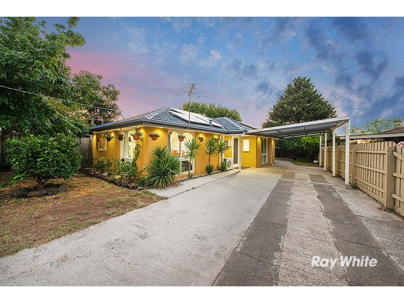 5 Bourke Road, Cranbourne VIC 3977