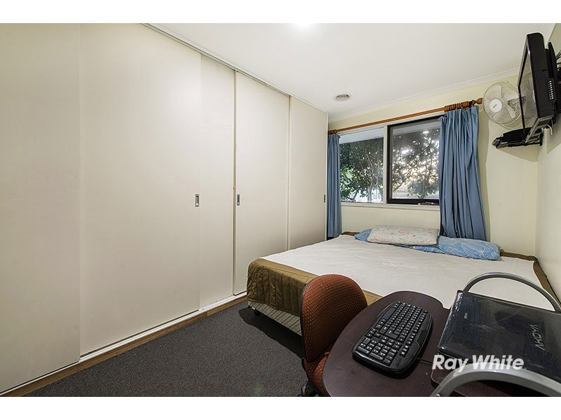 5 Bourke Road, Cranbourne VIC 3977