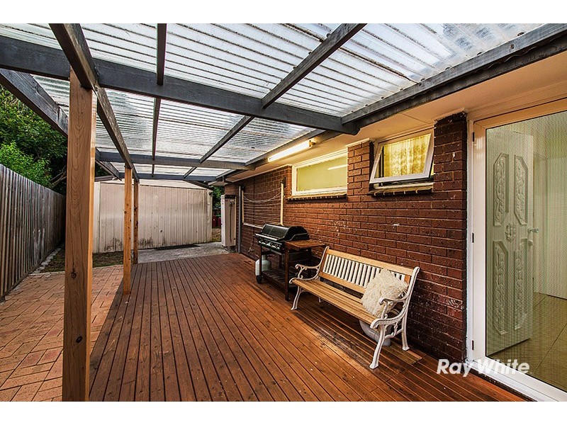 5 Bourke Road, Cranbourne VIC 3977