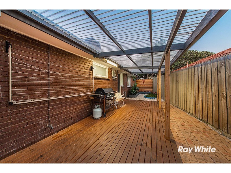 5 Bourke Road, Cranbourne VIC 3977
