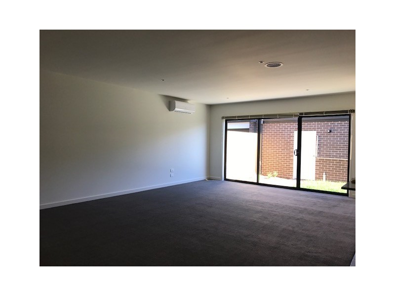 39 Llano Circuit, Berwick VIC 3806