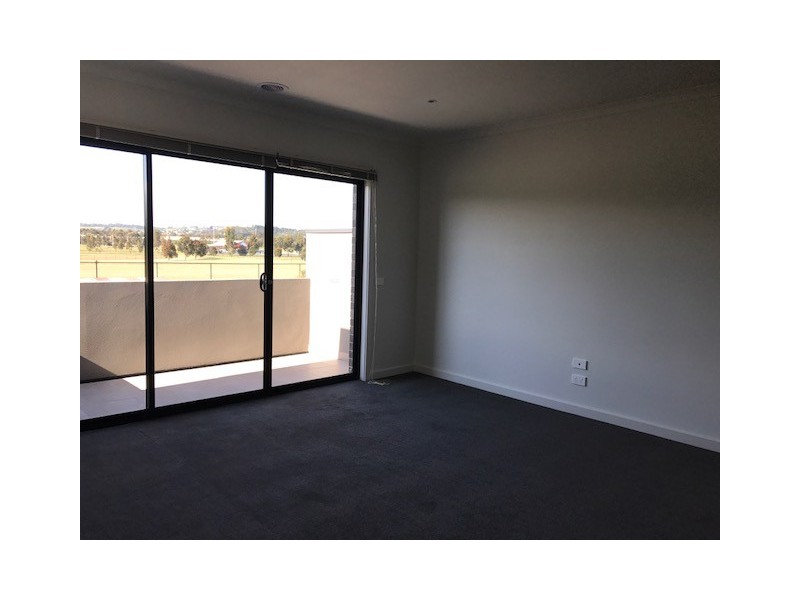 39 Llano Circuit, Berwick VIC 3806