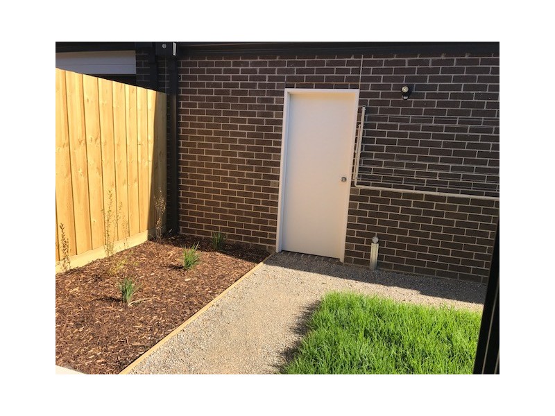 39 Llano Circuit, Berwick VIC 3806