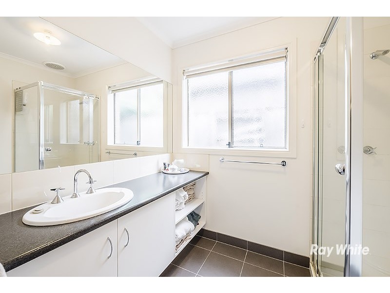 17 Stocks Drive, Cranbourne West VIC 3977