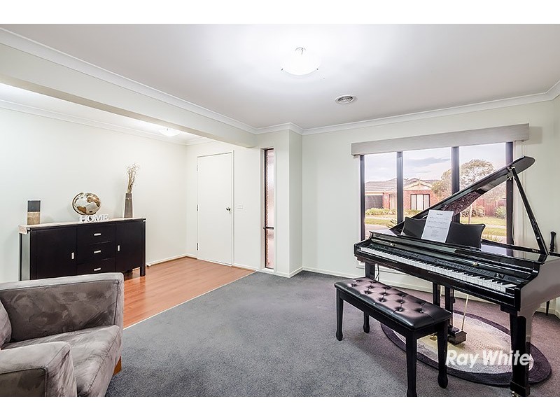 2 King Fern Close, Lyndhurst VIC 3975