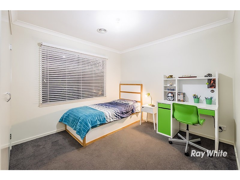 2 King Fern Close, Lyndhurst VIC 3975