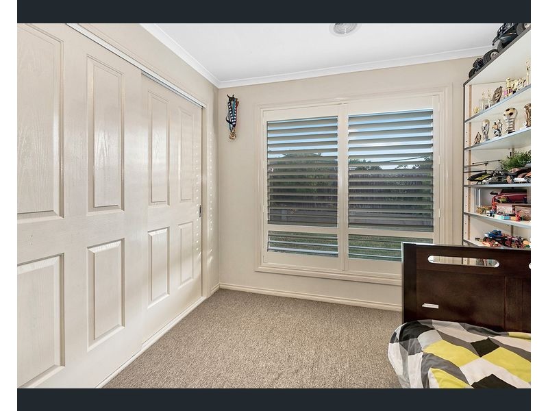 15 Ebony Street, Cranbourne VIC 3977