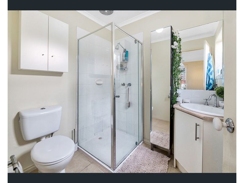 15 Ebony Street, Cranbourne VIC 3977