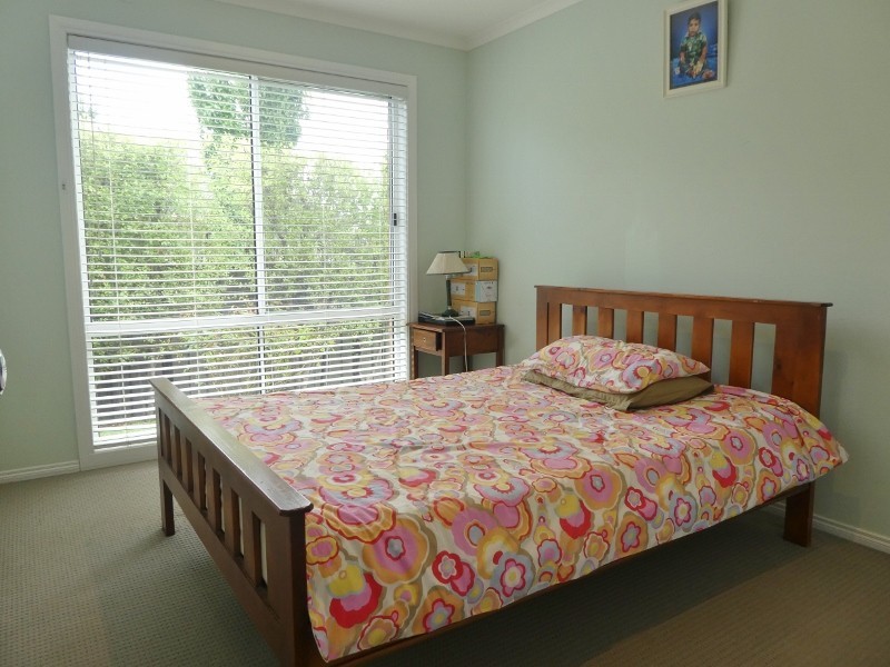 14 Fairhaven Boulevard, Cranbourne West VIC 3977
