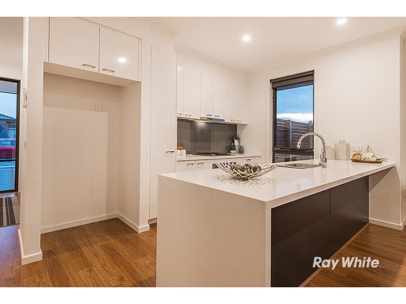 1 Crop Lane, Clyde VIC 3978