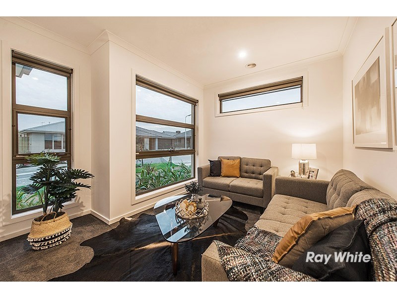 1 Crop Lane, Clyde VIC 3978