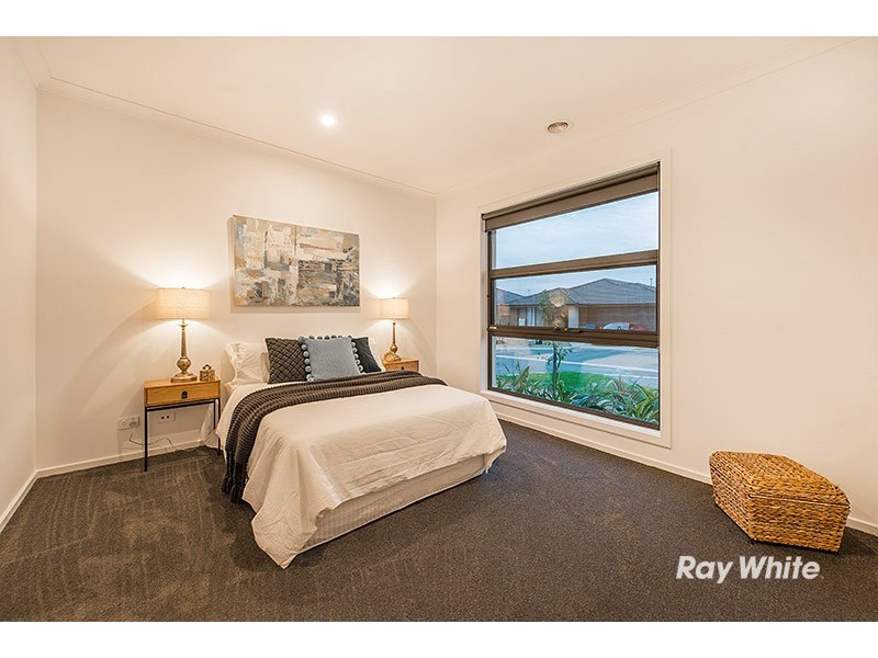 1 Crop Lane, Clyde VIC 3978