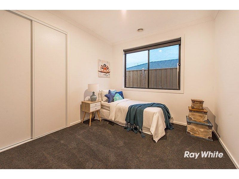 1 Crop Lane, Clyde VIC 3978