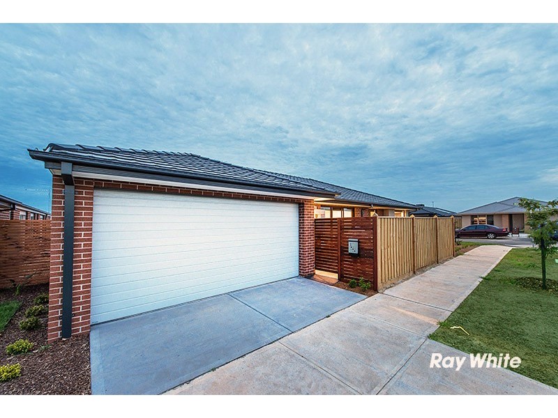 1 Crop Lane, Clyde VIC 3978