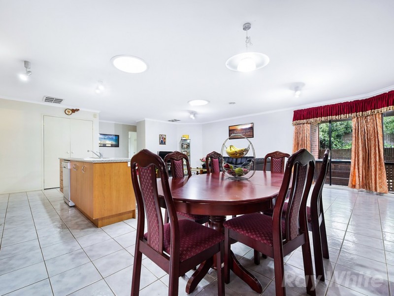 42 Tangerine Drive, Narre Warren South VIC 3805