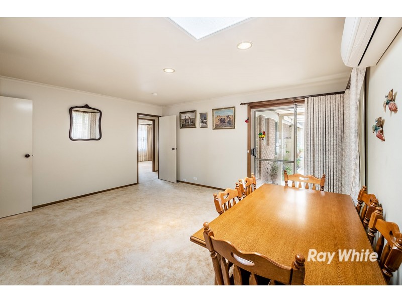 41 Courtenay Avenue, Cranbourne North VIC 3977