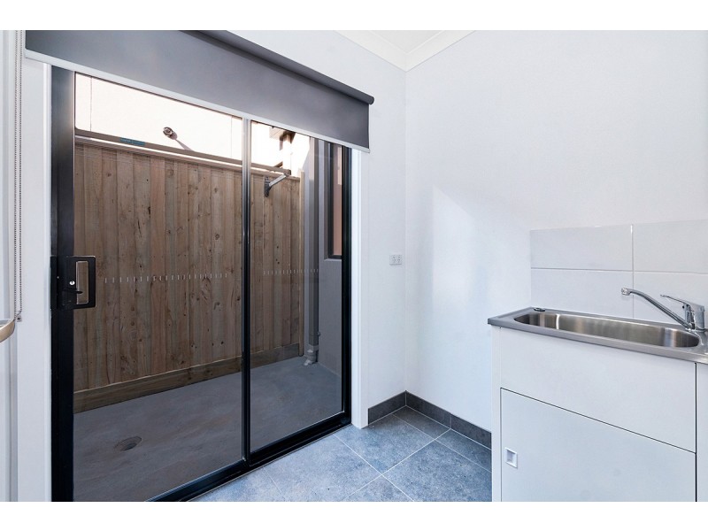 15 Swallowtail Avenue, Clyde North VIC 3978