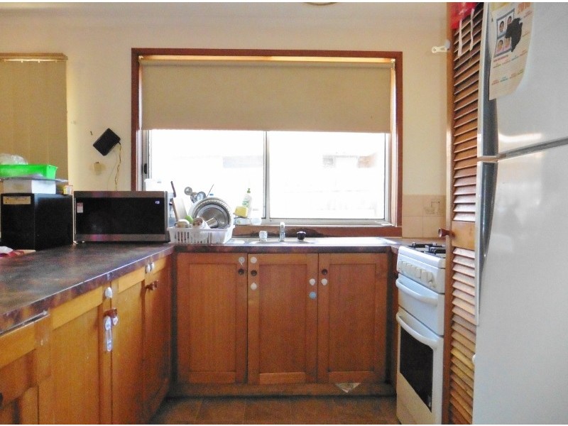 1/9 Fairfield Street, Cranbourne VIC 3977