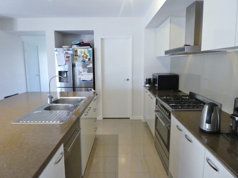 42 Green Gully Road, Clyde VIC 3978