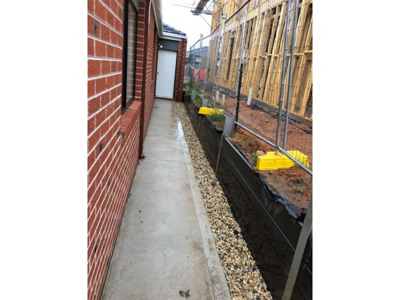 27 Cornhill Road, Clyde North VIC 3978