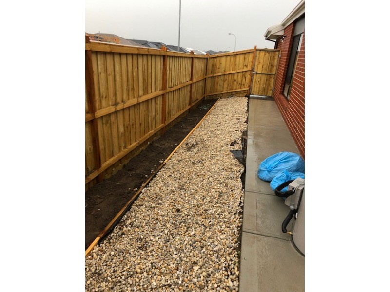 27 Cornhill Road, Clyde North VIC 3978