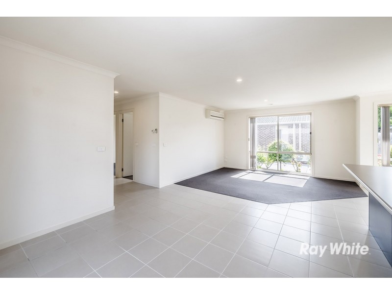 unit 12/7-9 Elizabeth Street, Cranbourne North VIC 3977