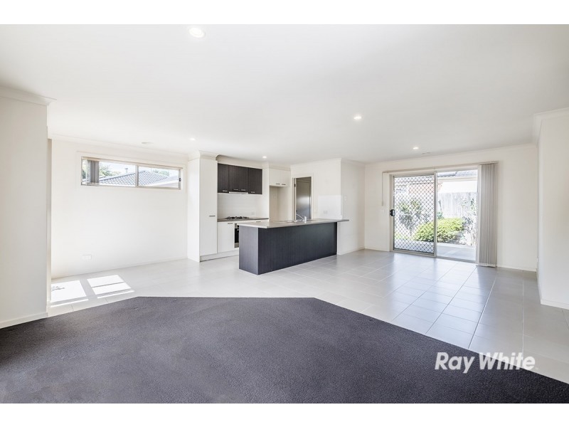 unit 12/7-9 Elizabeth Street, Cranbourne North VIC 3977