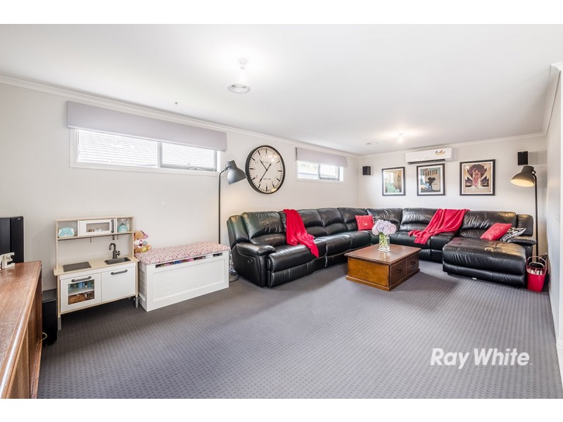 37 Barossa Drive, Clyde North VIC 3978