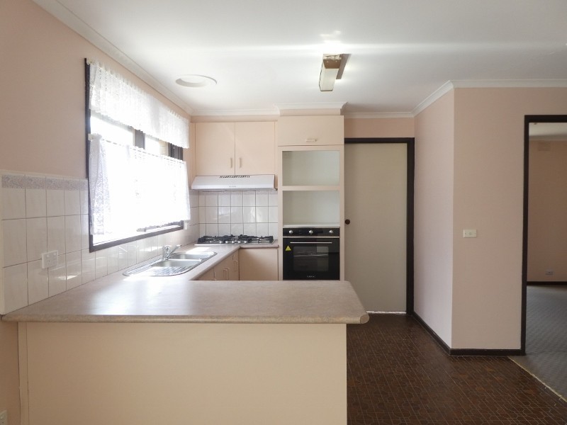 19 Rosella Avenue, Clarinda VIC 3169