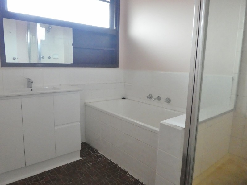 19 Rosella Avenue, Clarinda VIC 3169