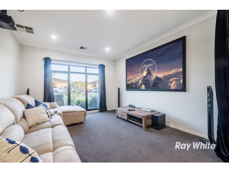 38 Macumba Drive, Clyde North VIC 3978