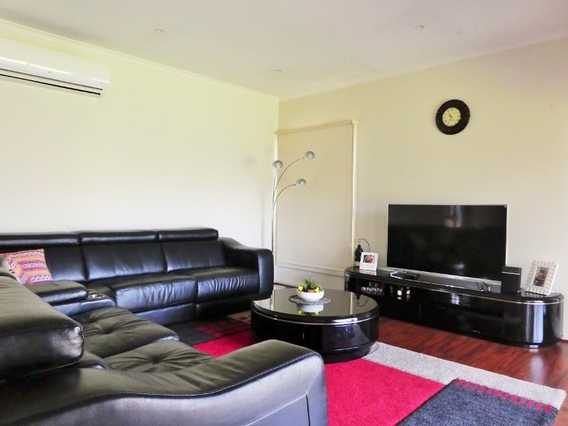 3 Black Wattle Way, Cranbourne VIC 3977