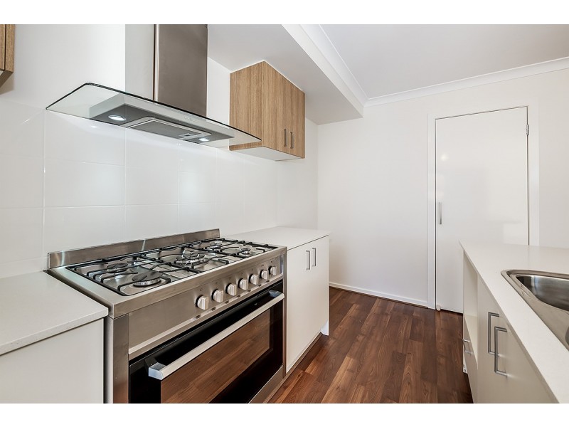 28 Parkhurst Drive, Cranbourne East VIC 3977