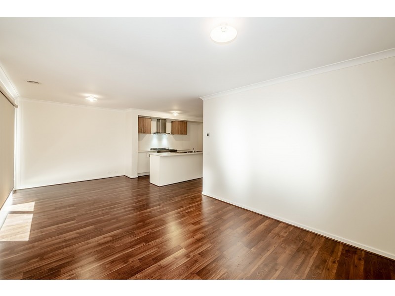 28 Parkhurst Drive, Cranbourne East VIC 3977