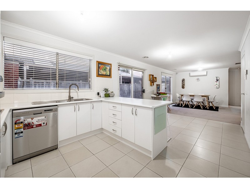 51 Banfield Place, Lyndhurst VIC 3975