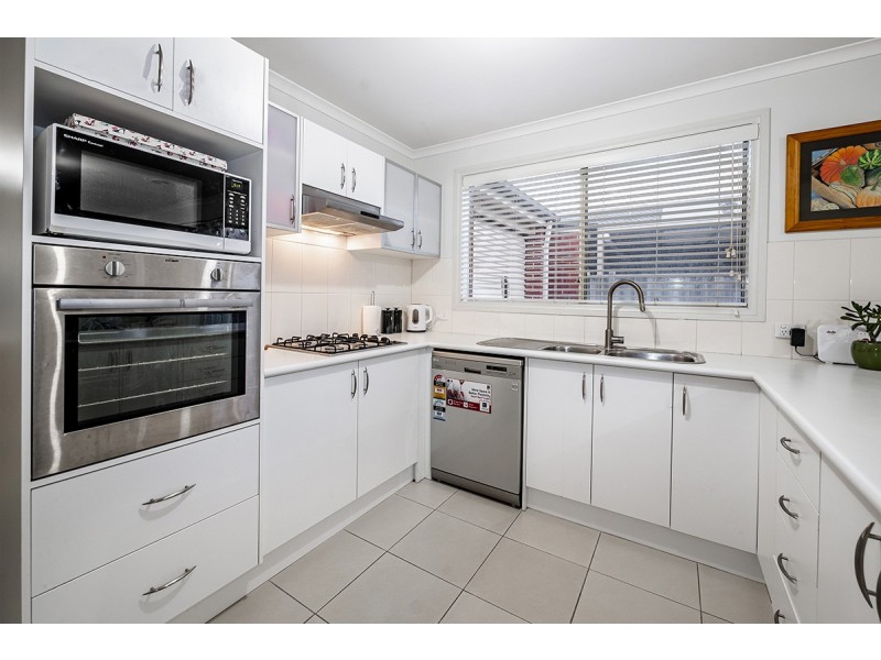 51 Banfield Place, Lyndhurst VIC 3975