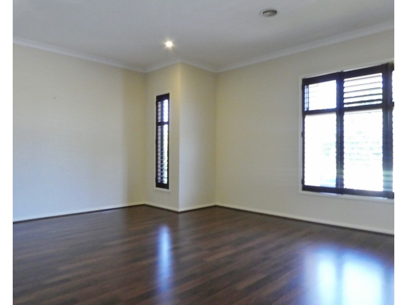 17 Kess Grove, Lyndhurst VIC 3975