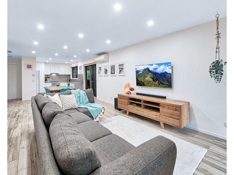 8 Faith Court, Cranbourne West VIC 3977