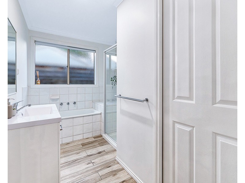 8 Faith Court, Cranbourne West VIC 3977