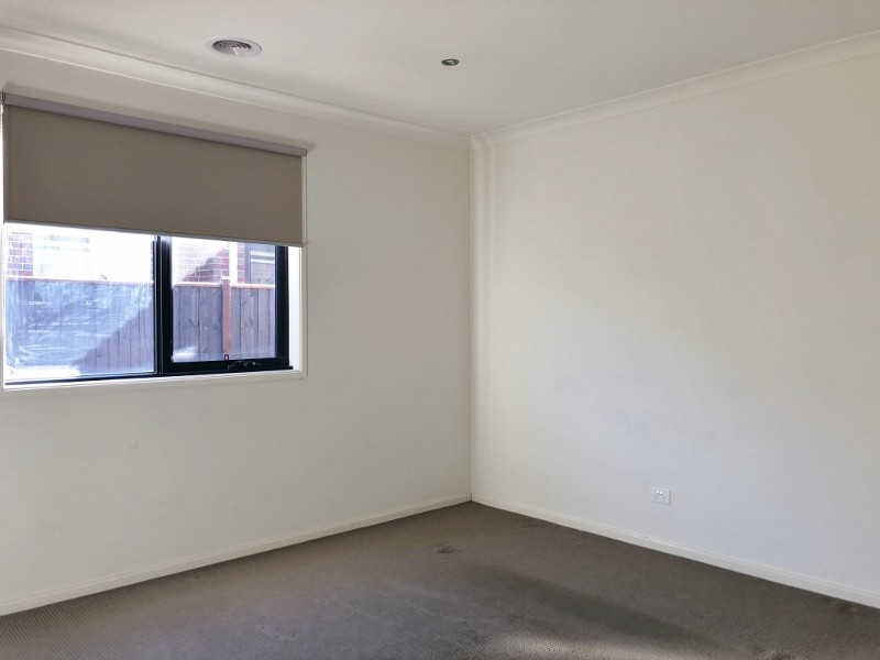 96 Brookwater Parade, Lyndhurst VIC 3975