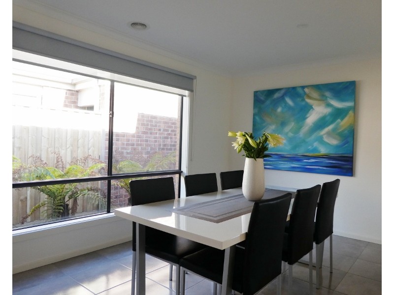 7 Deegan Way, Cranbourne East VIC 3977