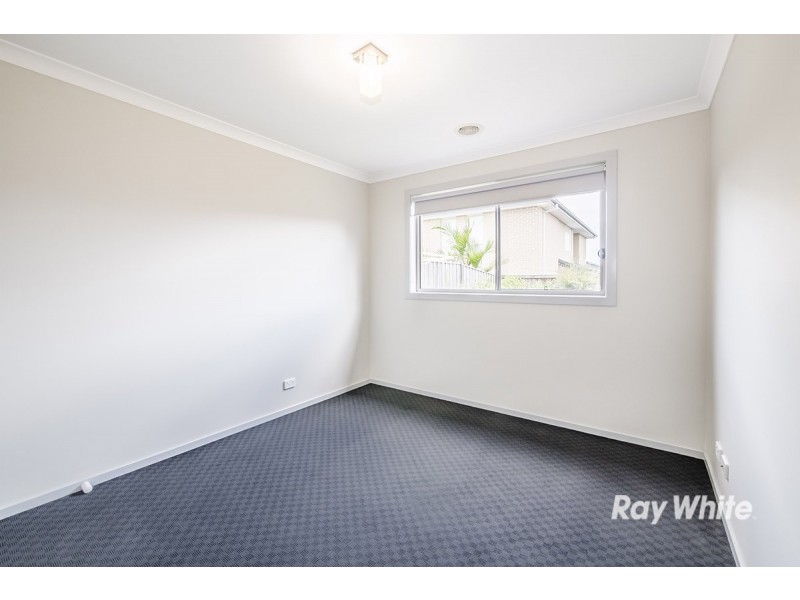 7 Hayton Park Boulevard, Cranbourne West VIC 3977