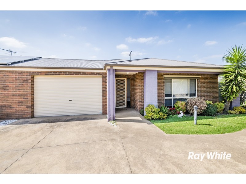 5/2 Snodgrass Street, Pakenham VIC 3810