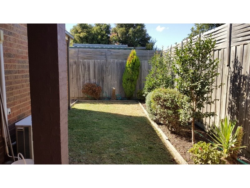 5/2 Snodgrass Street, Pakenham VIC 3810