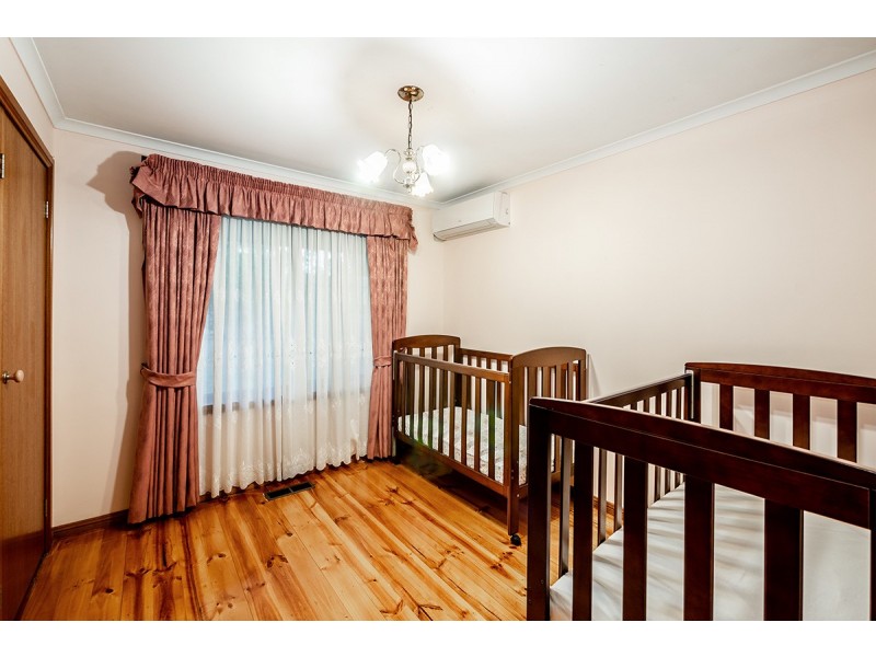 16 Munro Close, Hampton Park VIC 3976