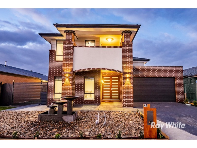 47 Belcam Circuit, Clyde North VIC 3978