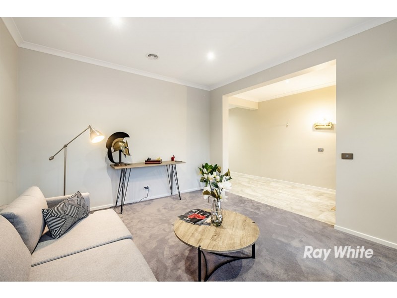 47 Belcam Circuit, Clyde North VIC 3978