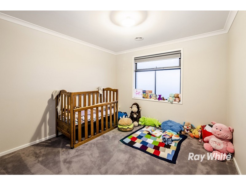 47 Belcam Circuit, Clyde North VIC 3978