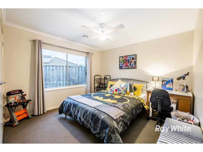 88 Pepperbush Circuit, Cranbourne VIC 3977